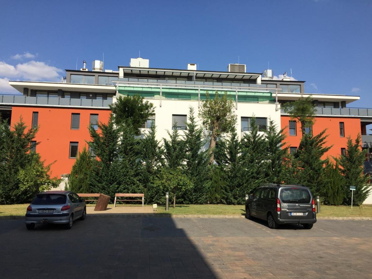 Adam Guesthouse I. Kecskemét Eksteriør bilde